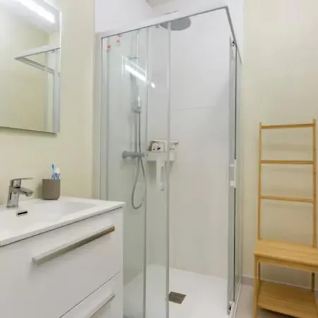 Peaceful In A Modern House * بوردو