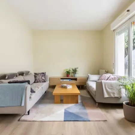 Pansiyon Peaceful In A Modern House *